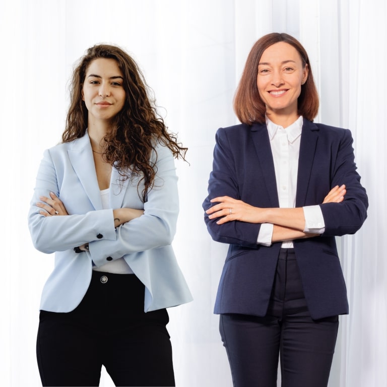 Looking for your next PA hire? Here's a closer view of the difference between a virtual and personal assistant on three important fronts, to help you decide.